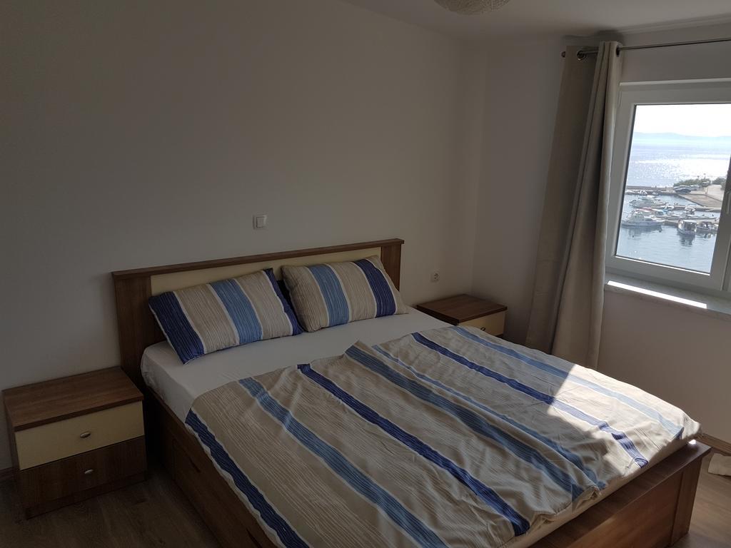 Hotel Pansion Marco Polo à Petrčane Extérieur photo